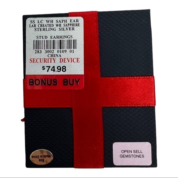 NWT Women’s Earrings Lab Created White Sapphire Sterling Silver Measures 1/4” - Picture 5 of 6